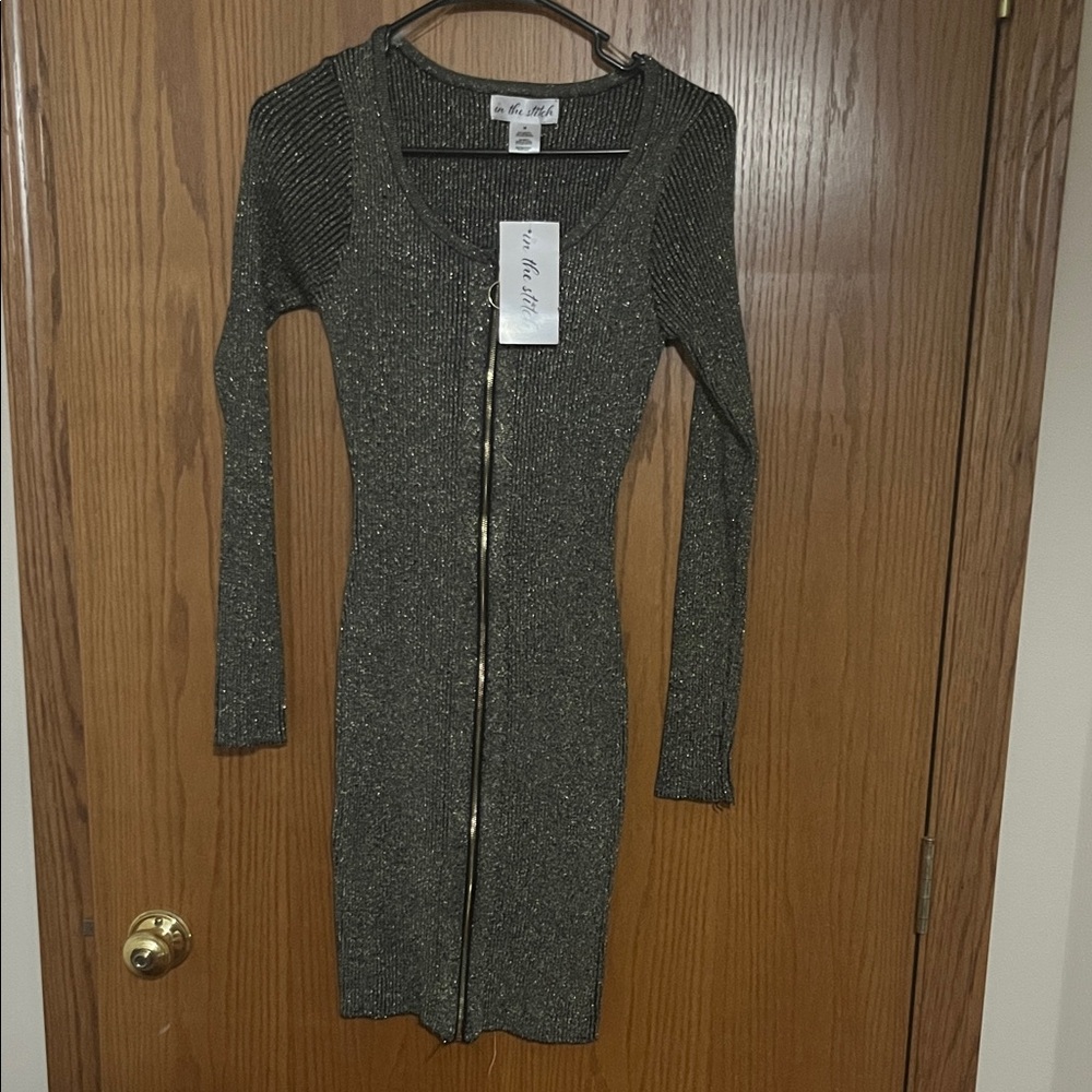 Elegant Black Metallic Long Sleeve Dress